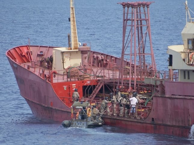 La optrónica instalada por Tecnobit-Grupo Oesía ayuda a un patrullero español a liberar a un barco secuestrado en el Golfo de Guinea