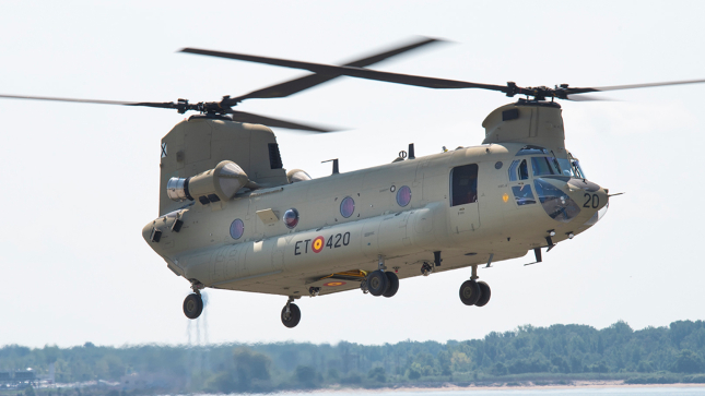 Indra potencia la seguridad y eficiencia de las misiones de los helicópteros CH47F Chinook del Ejército de Tierra