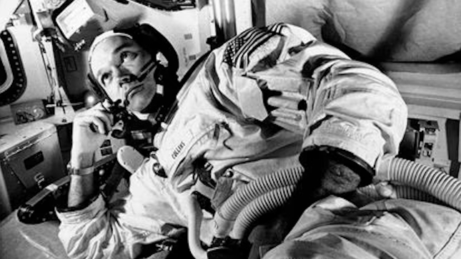 Muere Michael Collins, el astronauta que participó en la primera misión que pisó la luna con el "Apolo 11”