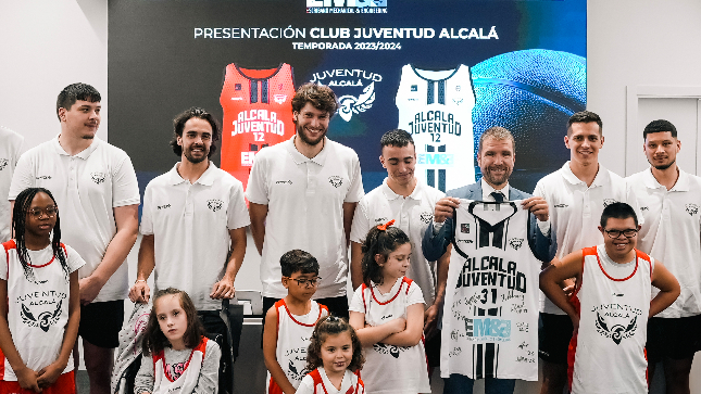 ESCRIBANO Mechanical & Engineering acoge la presentación de la plantilla del primer equipo del Club Juventud Alcalá (LEB Plata) de baloncesto