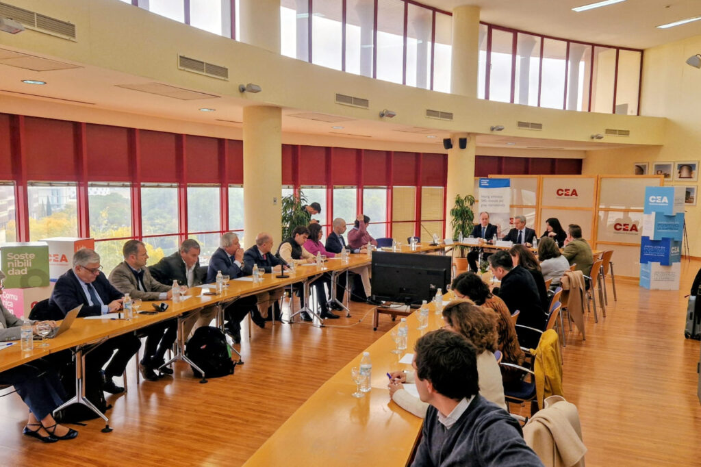 CEA y Andalucía Aerospace impulsan un Ciclo de Encuentros sobre Defensa para acercar a las empresas las oportunidades industriales y tecnológicas de un sector en el que Andalucía general el 30% de la facturación nacional
