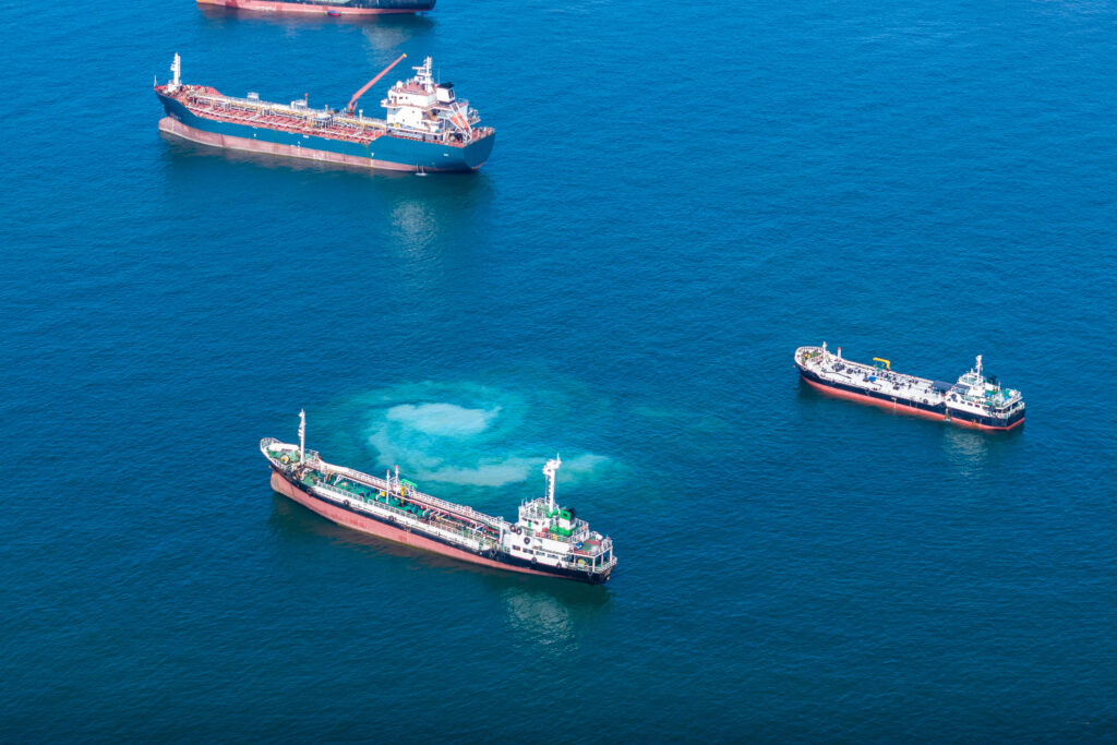Telespazio Ibérica conectará con internet satelital a los barcos que protegen las aguas de Europa
