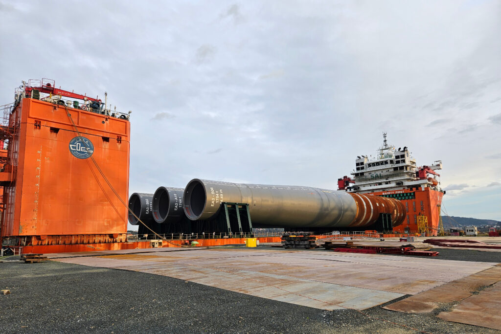 Navantia Seanergies y Windar Renovables finalizan para Iberdrola los monopilotes de su parque eólico marino East Anglia Three